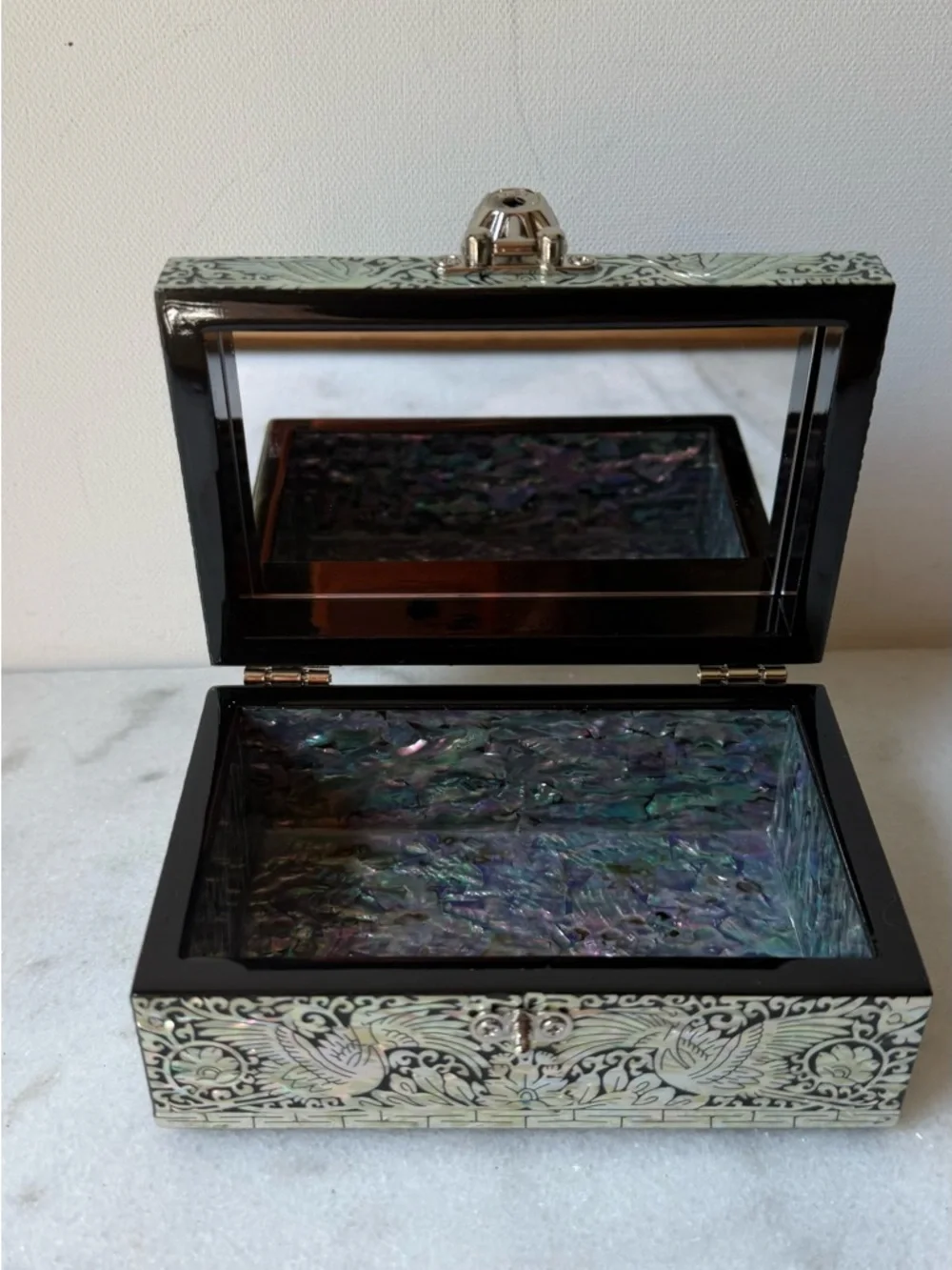Mother of Pearl Jewelry Box: Crane Pattern Wood Storage